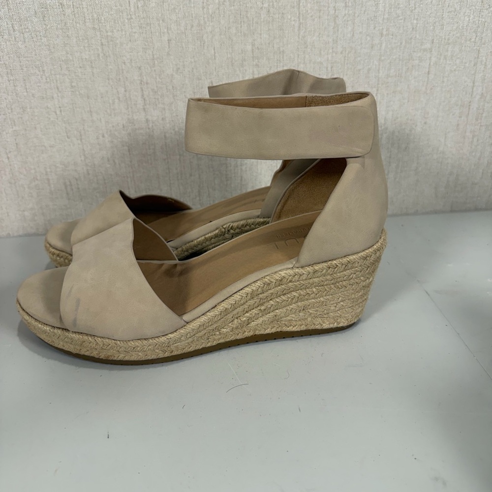 Naturalizer SOUL Womens Oakley Ankle Strap Wedge Heel Sandal‎ White 10 M